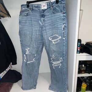 American Eagle Outfitters Light Blue Distressed Boyfriend Jeans